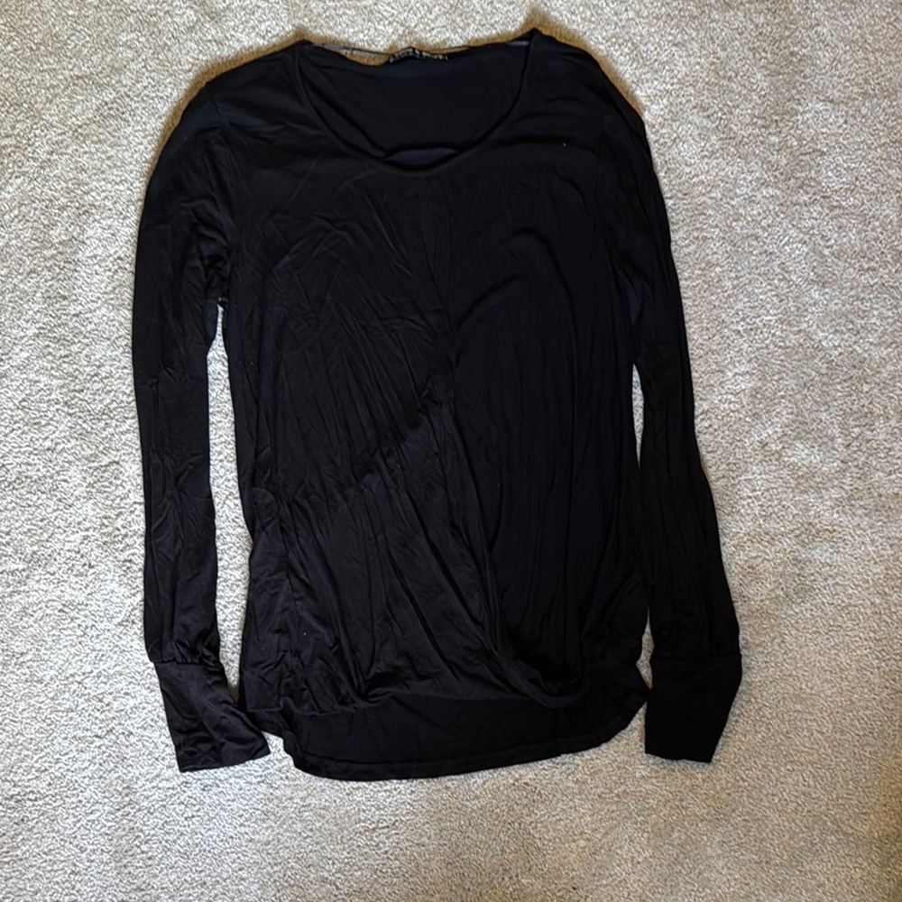 Cable & Gauge Black Ribbed Blouse